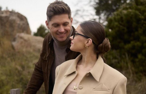 "Советую мамочкам": жена Остапчука похвасталась очень ценным подарком (фото)