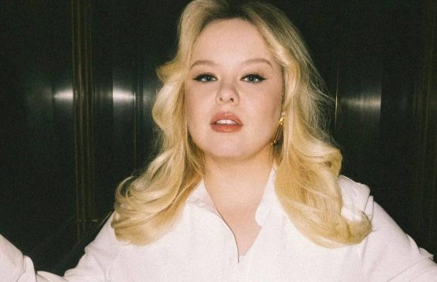 Зірка серіалу "Бріджертони" отримала престижну нагороду