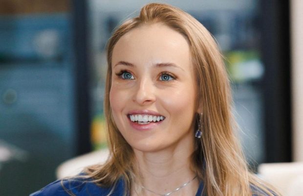 Зірка "Кріпосної" розповіла, на чому заробляє, окрім акторства: "Більше, ніж в кіно"