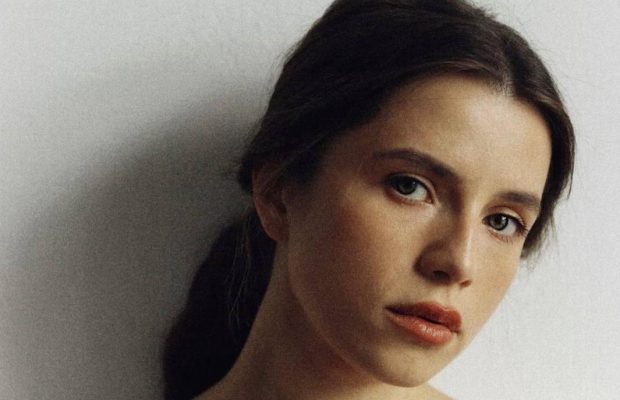 "Я беру паузу": відома українська співачка заявила, що припиняє виступати на сцені