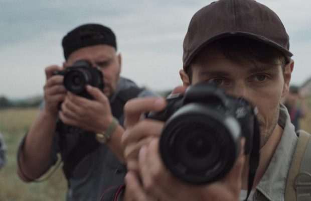 "Сатира постправди" та вільна Херсонщина: 10 причин подивитися фільм "Редакція"