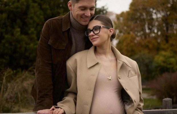 Дружина Остапчука розповіла про плани на другу вагітність