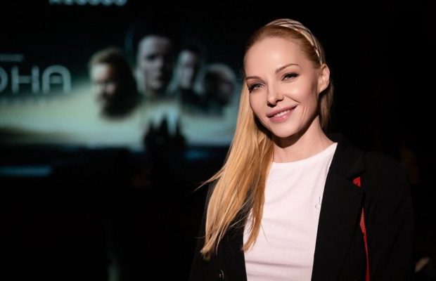 44-річна зірка серіалу "Реванш", яка закрутила новий роман, заговорила про заміжжя