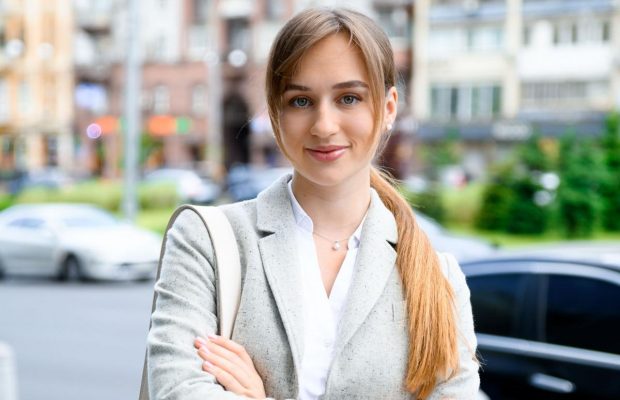 "Відчуваю, що моє покликання - підтримувати людей своєю роботою, культурою, голосом і вірою в перемогу", - акторка Анна Сердюк