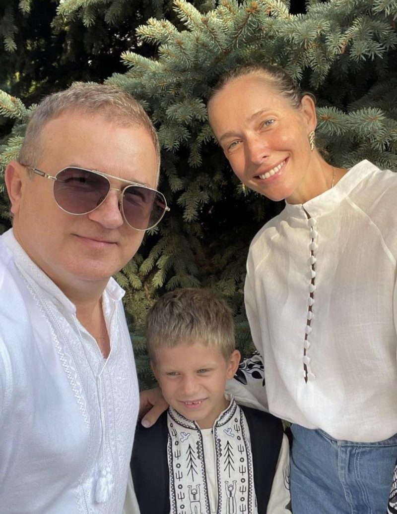 Юрий Горбунов и Катя Осадчая со старшим сыном / Скриншот Instagram