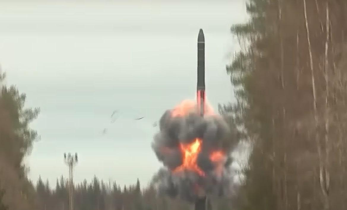 ГУР сообщало, что российский ВПК может производить до 25 "Орешников" в год / скриншот из видео