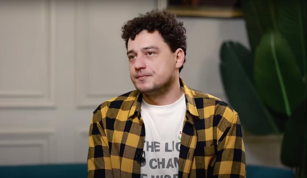 Евгений Синельников признался, что готов стать на защиту страны / скриншот из видео Евгений Синельников признался, что готов стать на защиту страны / скриншот из видео