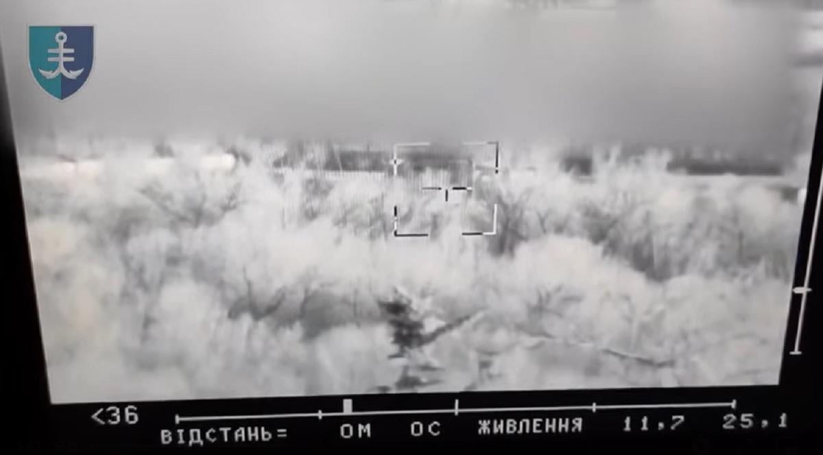 Marines destroy the equipment of the invaders / screenshot from the video