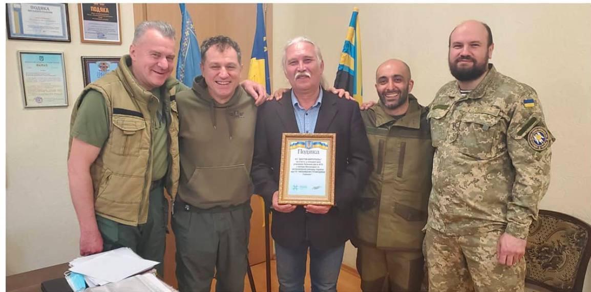 Анатолій Гнатюк з військовими / фото інстаграм Анатолія Гнатюка Анатолій Гнатюк з військовими / фото інстаграм Анатолія Гнатюка