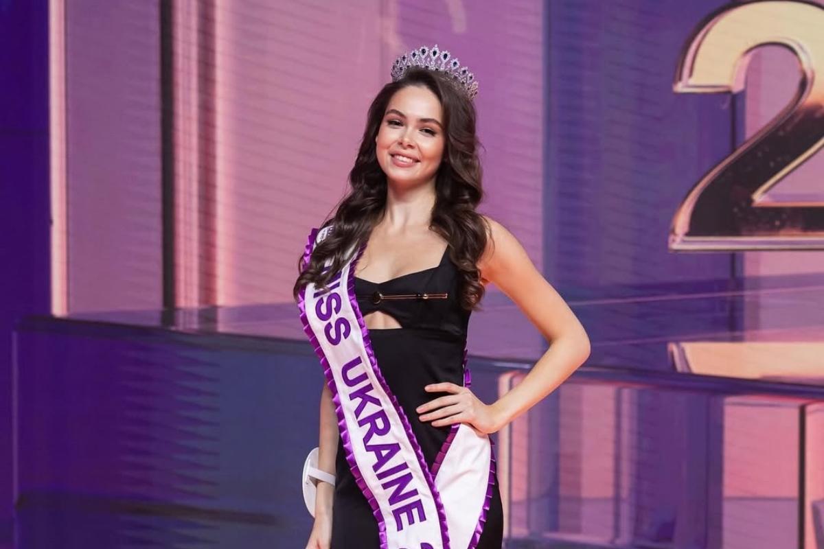 Мария Мельниченко рассказала, что сейчас она активно изучает английский и занимается спортом, чтобы отлично выглядеть на "Мисс Мир" / скриншот Instagram Мария Мельниченко рассказала, что сейчас она активно изучает английский и занимается спортом, чтобы отлично выглядеть на "Мисс Мир" / скриншот Instagram