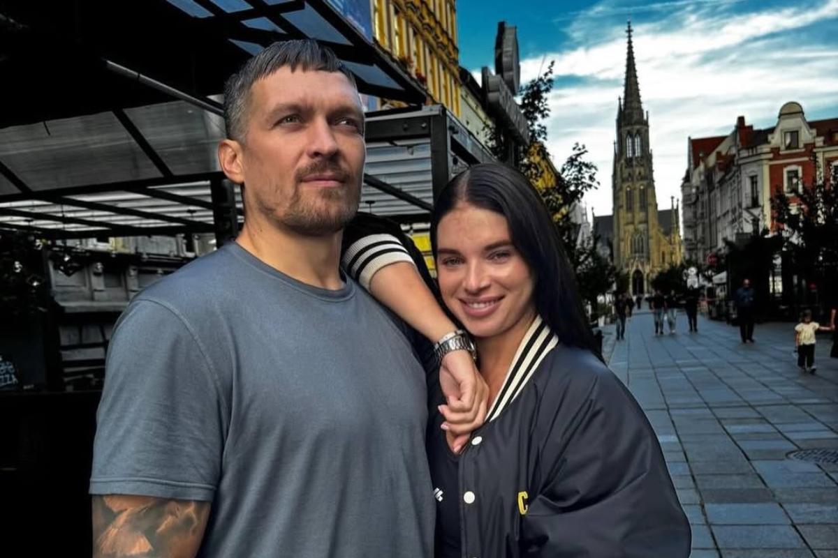 Kateryna Usyk specially came to her husband's rematch with Fury so that he would feel her support / Instagram screenshot