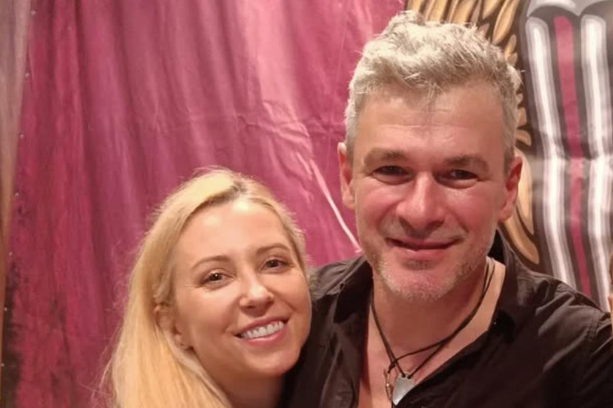 Арсен Мірзоян зізнався, що тримав дистанцію з Тонею Матвієнко на початку їхнього спілкування / скріншот Instagram Арсен Мірзоян зізнався, що тримав дистанцію з Тонею Матвієнко на початку їхнього спілкування / скріншот Instagram