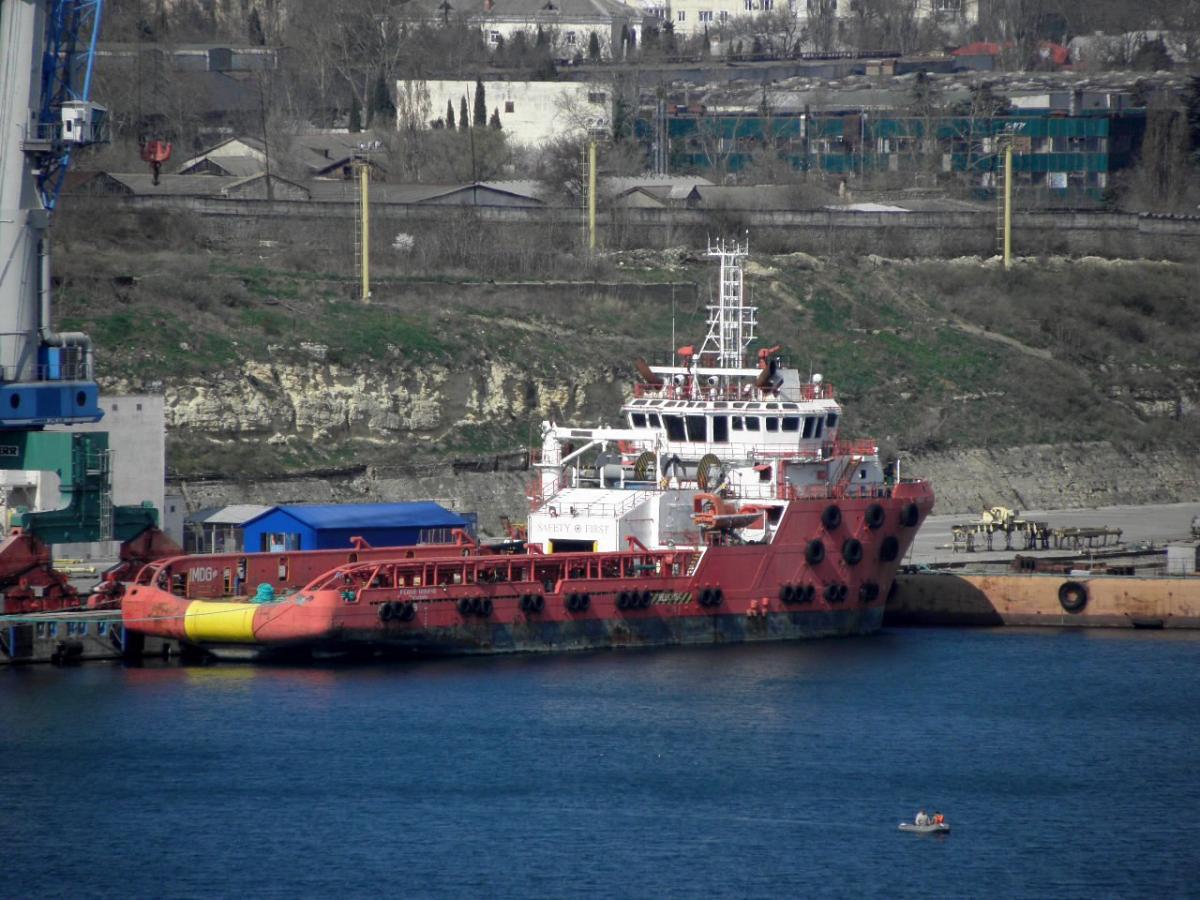 Дрон уразив судно біля Криму / t.me/Crimeanwind Дрон уразив судно біля Криму / t.me/Crimeanwind