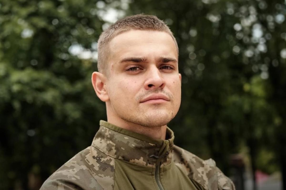 Максим Девізоров переконаний, що артисти нічим не відрізняються від інших, і тому вони повинні служити / скріншот Instagram Максим Девізоров переконаний, що артисти нічим не відрізняються від інших, і тому вони повинні служити / скріншот Instagram