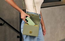 Для тих, хто втомився від "лопат": названо найкращі компактні смартфони у 2024 році