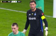 "Динамо" потерпело шестое подряд поражение в Лиге Европы и потеряло шансы на выход в плей-офф