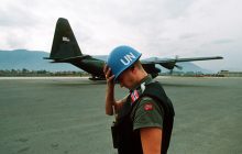 Идею миротворцев обсуждают, но в нее не верят, - NYT
