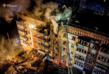 Атака на Тернопіль: в ДСНС показали наслідки удару шахеда (фото)