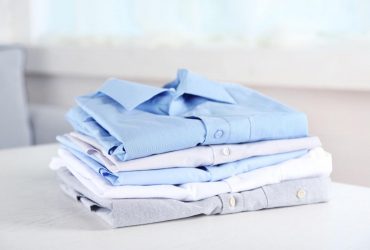 Как удалить следы от дезодоранта с одежды: советы от экспертов, которые важно знать