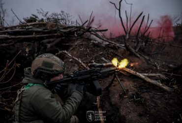 Недостроенные линии обороны Украины помогают россиянам быстро продвигаться вперед, - FT