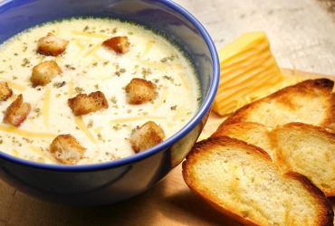 Бюджетный, но вкусный и сытный суп с плавленым сыром: 3 шикарных рецепта