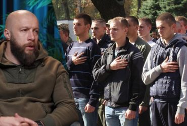 На фронт в 18: командир Третьей штурмовой сказал, почему за снижение призывного возраста