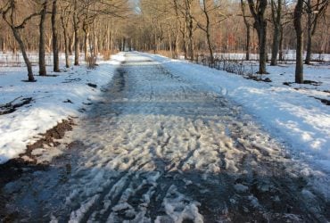 Вихідними в Україні сильних морозів не буде, але є інший неприємний нюанс