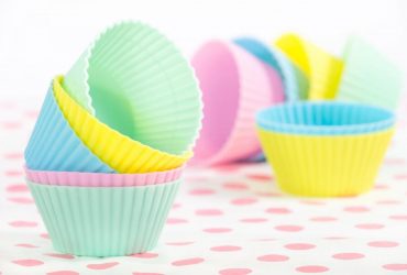 Почему не стоит покупать силиконовые формы: кулинарный эксперт назвала главные причины