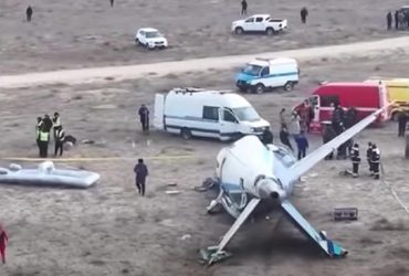 Авіакатастрофа в Актау: Азербайджан чекає, що РФ зізнається у збитті літака, - Reuters