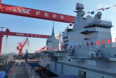 Китай спустив на воду перший корабель-гігант Type 076