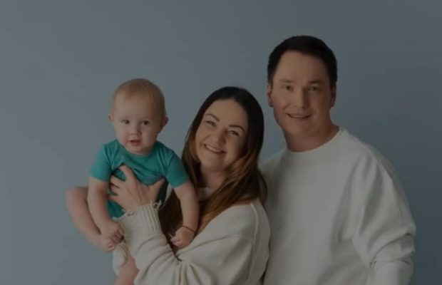 Зірка серіалу "Жіночий лікар" ніжно привітав сина з 10-місячним ювілеєм