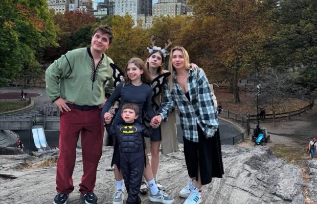 Анатолій Анатоліч прокоментував затримку мовлення у 3-річного сина: "Не бачу жодних проблем"