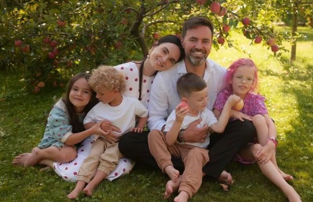 Інна Мірошниченко чесно розповіла про материнство: "Мені було набагато важче з однією дитиною"