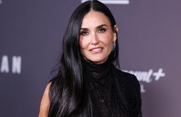 Після тріумфу на "Золотому глобусі" Демі Мур потрапила у гучний скандал: що відомо