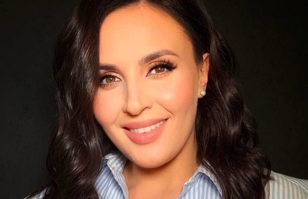 "Зараз я одна": відома українська співачка розійшлася з коханим, з яким була заручена