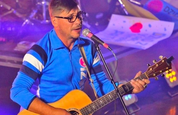 "Пробує посміхатися": стали відомі подробиці стану музиканта Лесика після зупинки серця