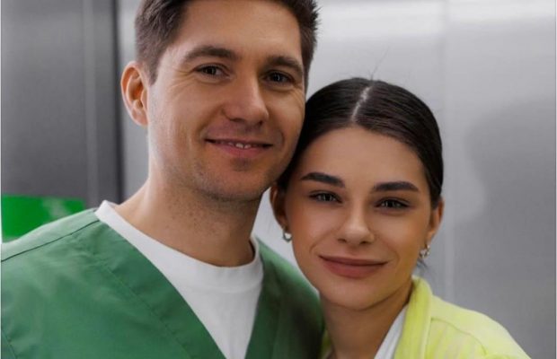 "Один із найщасливіших днів": дружина Володимира Остапчука показала перші кадри народження сина