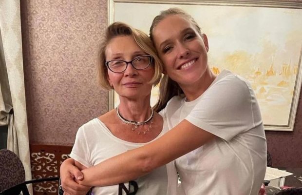 "Топазове весілля": Катерина Осадча розчулила мережу рідкісними фото з батьками