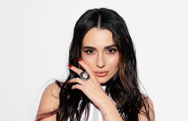 Анна Трінчер просто під час свого концерту забула слова пісні (відео)