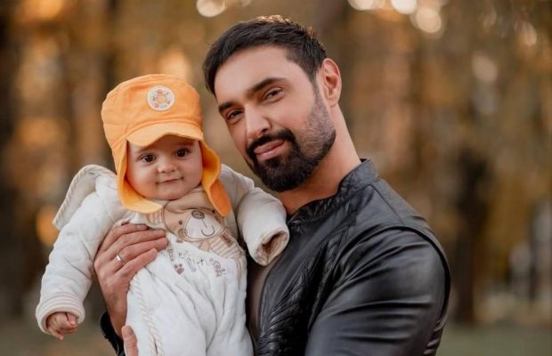 Віталій Козловський показався на шопінгу з 9-місячним сином (фото)