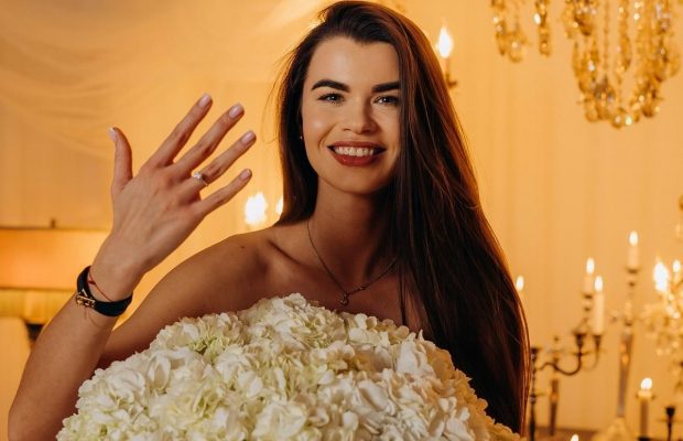 Ексучасниця "Холостяка" виходить заміж (фото)