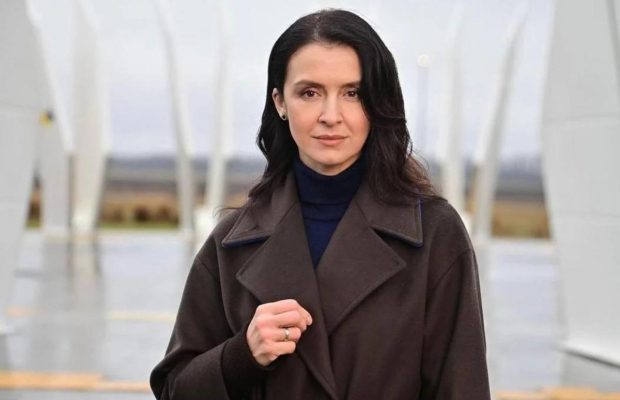 Відома телеведуча розповіла, хто став причиною відмови від святкування Нового року