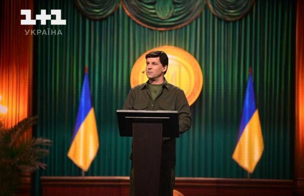 Великий в образе Зеленского, острые шутки и звездные гости: что покажут в "Новогоднем Вечернем Квартале"