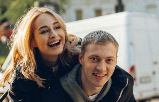 Зірка "Спіймати Кайдаша" після розлучення з відомою акторкою відповів, чи вільне його серце