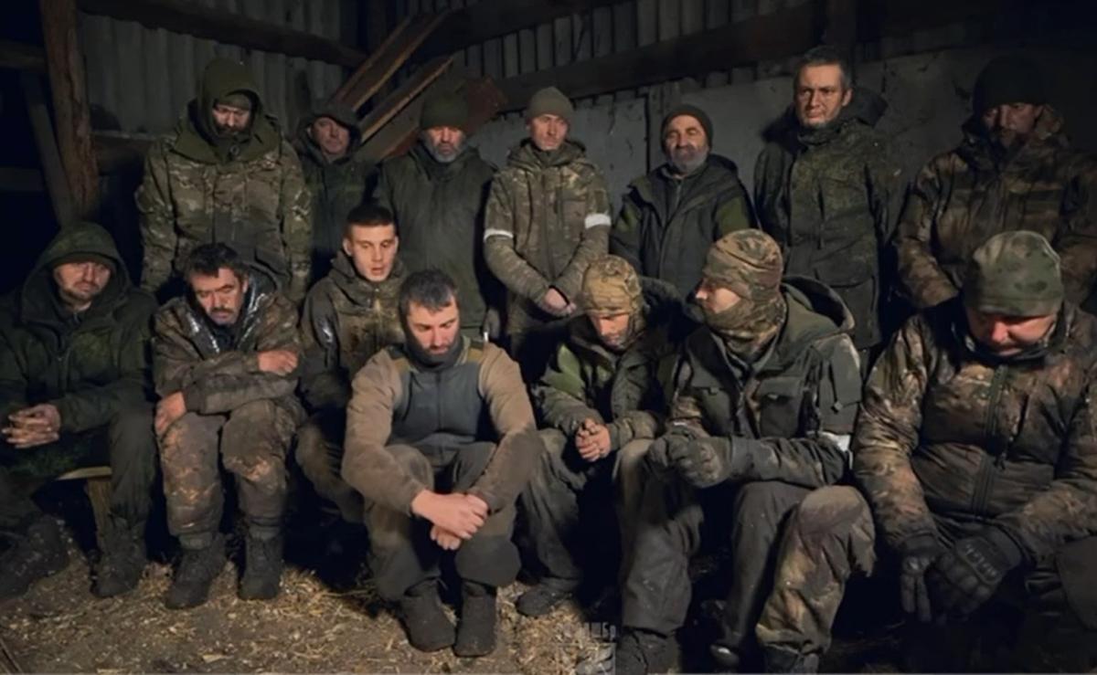 По словам пленных оккупантов, сначала они думали, что их начали атаковать свои же / скриншот По словам пленных оккупантов, сначала они думали, что их начали атаковать свои же / скриншот
