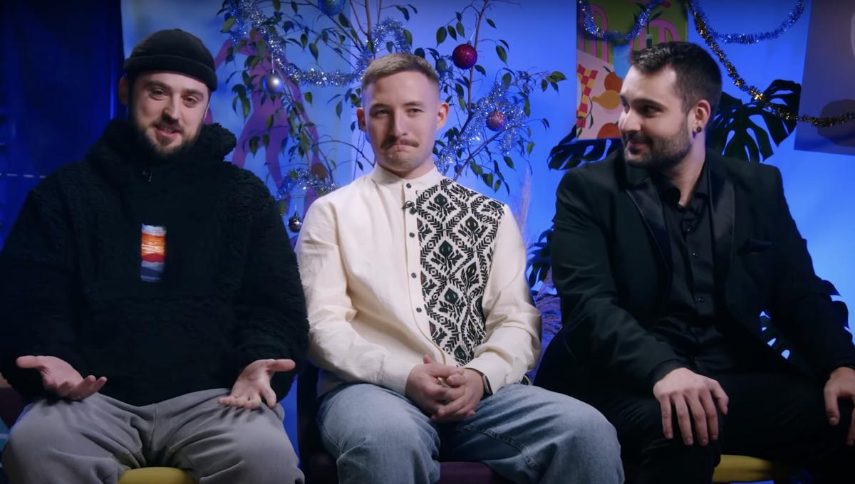 Обранець Машлятіної – Іван Кабанков – сидить посередині / скріншот з відео Обранець Машлятіної – Іван Кабанков – сидить посередині / скріншот з відео