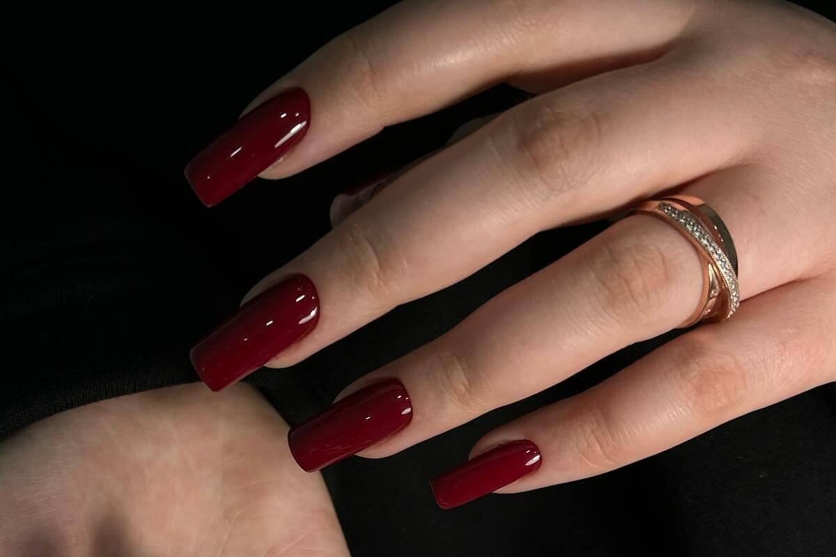 Оксамитовий манікюр підкорив модниць / скріншот Instagram Оксамитовий манікюр підкорив модниць / скріншот Instagram