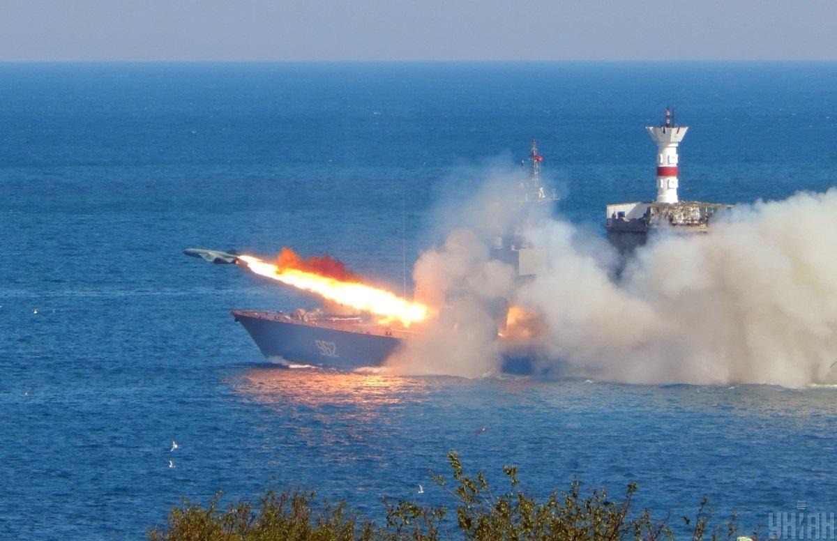 Поява носіїв «Калібрів» у Чорному морі може свідчити про підготовку до атаки по Україні / фото УНІАН Поява носіїв «Калібрів» у Чорному морі може свідчити про підготовку до атаки по Україні / фото УНІАН