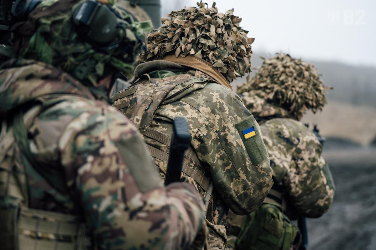 Військові США заздрять українським: в Defense Express кажуть, що справа не лише в дронах Військові США заздрять українським: в Defense Express кажуть, що справа не лише в дронах