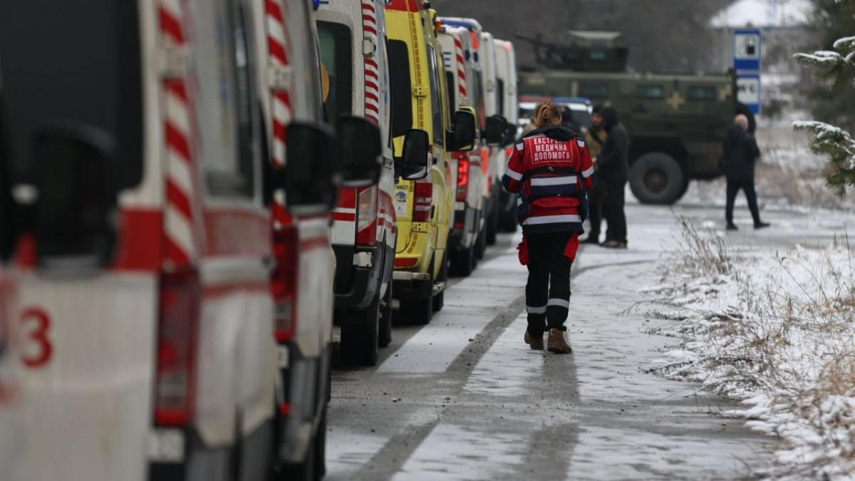 Під час обміну полоненими 15 січня додому повернувся військовий бригади "Азов" / фото t.me/V_Zelenskiy_official Під час обміну полоненими 15 січня додому повернувся військовий бригади "Азов" / фото t.me/V_Zelenskiy_official